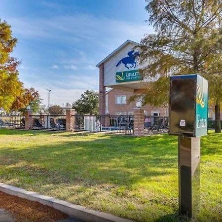Quality Inn & Suites Fort Worth Luaran gambar